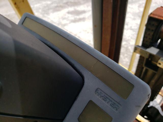 E001H03119B - 2004 HYST FORK LIFT YELLOW photo 8