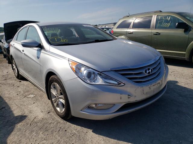 5NPEB4ACXDH512633 - 2013 HYUNDAI SONATA GLS SILVER photo 1