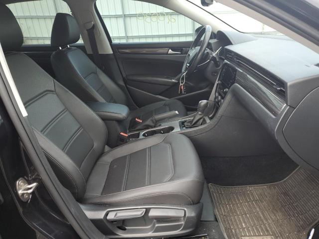 1VWMA7A34LC025922 - 2020 VOLKSWAGEN PASSAT R-L BLACK photo 5
