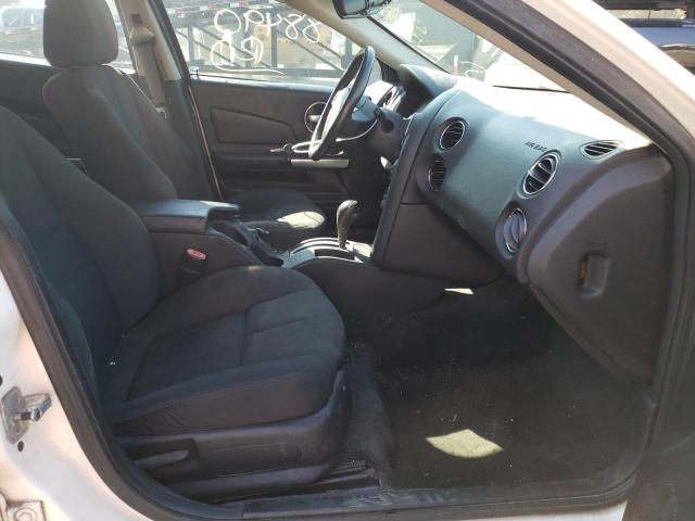 2G2WP552481118313 - 2008 PONTIAC GRAND PRIX WHITE photo 5