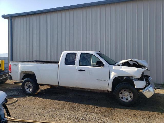 1GTHK79K79E101496 - 2009 GMC SIERRA K35 WHITE photo 9