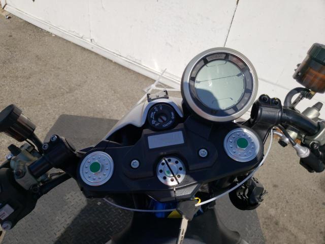 ML0KAFPMXKT015740 - 2019 DUCATI SCRAMBLER SILVER photo 7