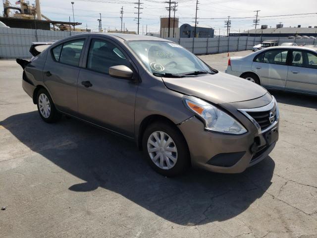 3N1CN7AP0GL816967 - 2016 NISSAN VERSA S GRAY photo 1