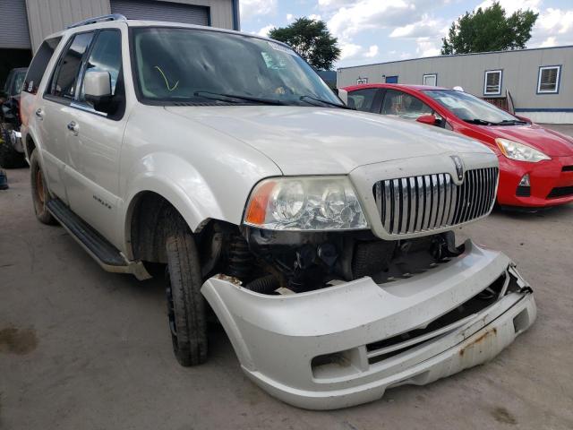 5LMFU28525LJ18530 - 2005 LINCOLN NAVIGATOR WHITE photo 1