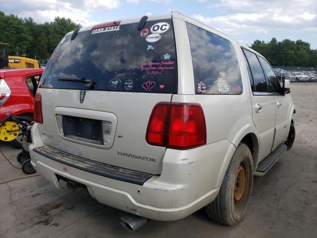 5LMFU28525LJ18530 - 2005 LINCOLN NAVIGATOR 白色 照片 4