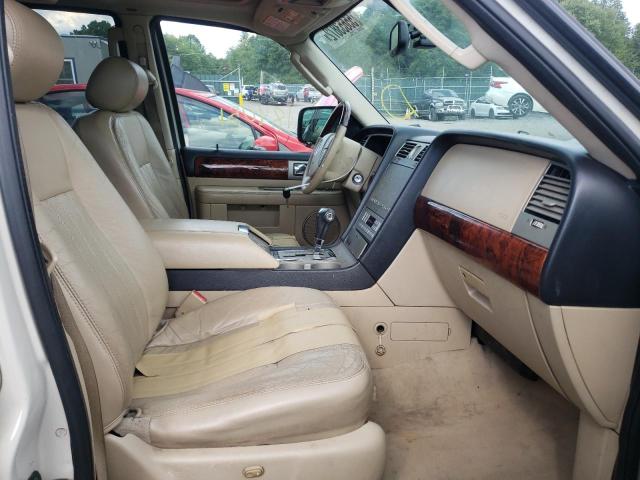 5LMFU28525LJ18530 - 2005 LINCOLN NAVIGATOR 白色 照片 5