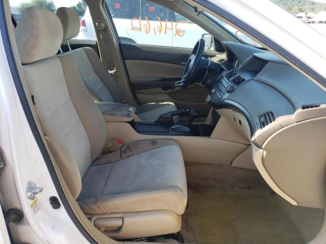 1HGCP26368A161921 - 2008 HONDA ACCORD LX WHITE photo 5