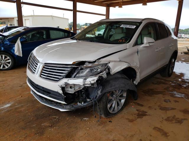 5LMCJ2C91HUL55305 - 2017 LINCOLN MKC SELECT WHITE photo 2