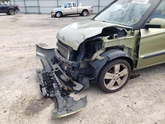 KNDJT2A2XA7115589 - 2010 KIA SOUL GREEN photo 9