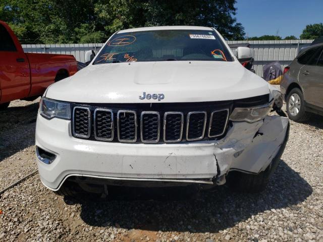 1C4RJEAG5HC845966 - 2017 JEEP GR CHEROKE WHITE photo 9