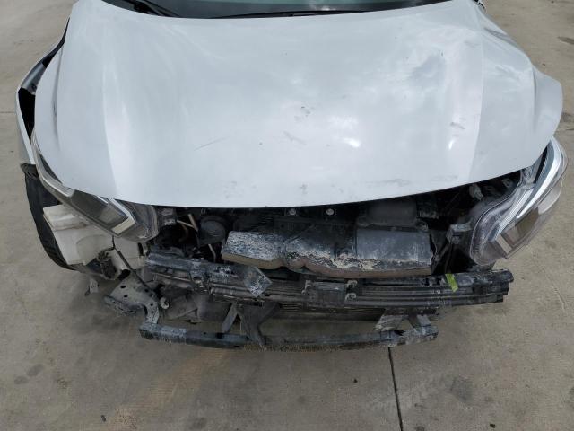 3N1CN8BV0LL811863 - 2020 NISSAN VERSA S SILVER photo 7