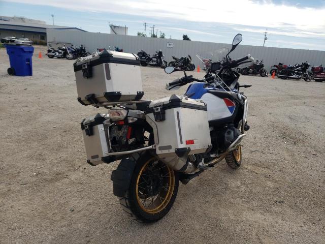 WB10J5304KZF78364 - 2019 BMW R 1250 GS WHITE photo 4