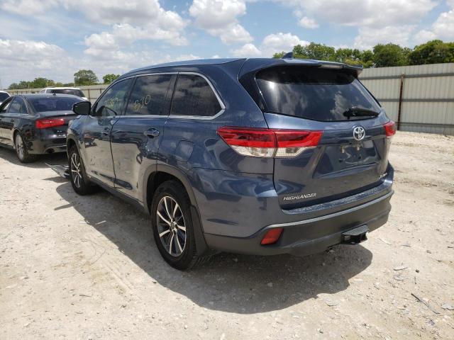 5TDJZRFH0HS422953 - 2017 TOYOTA HIGHLANDER BLUE photo 3