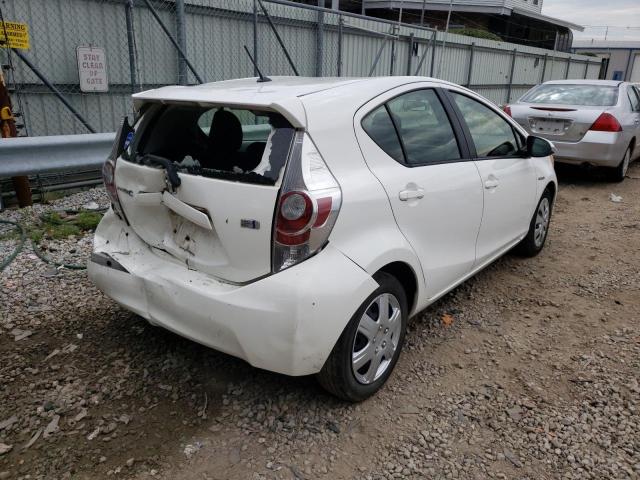 JTDKDTB3XD1541885 - 2013 TOYOTA PRIUS C  photo 4