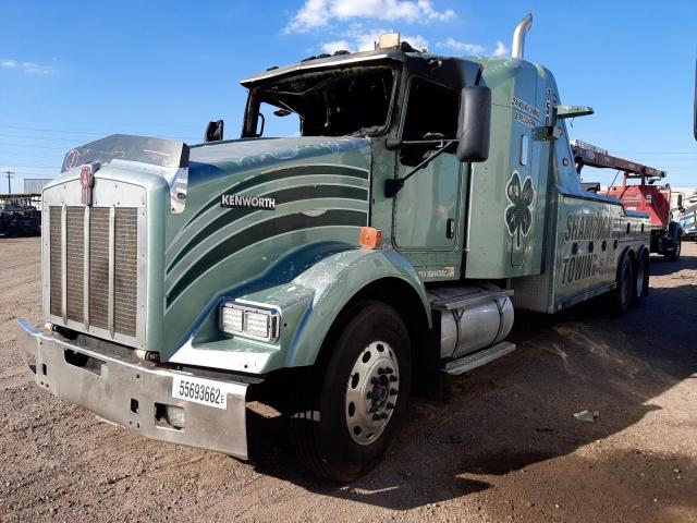 1NKDLB9X05J112477 - 2005 KENWORTH CONSTRUCTI GREEN photo 2