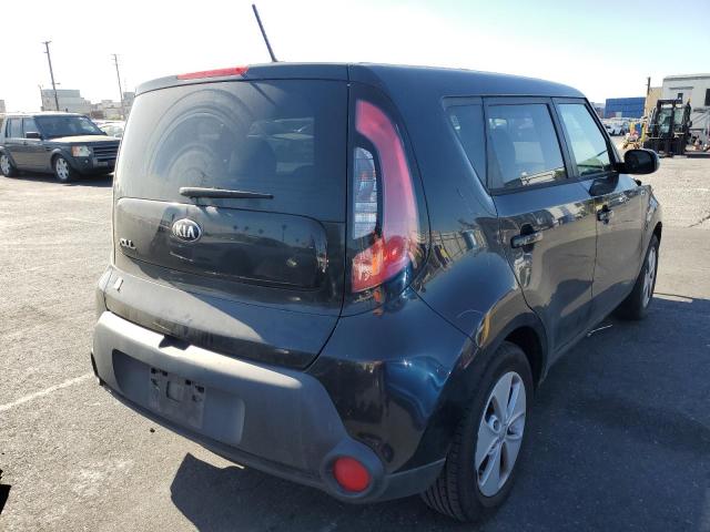 KNDJN2A28G7308522 - 2016 KIA SOUL BLACK photo 4