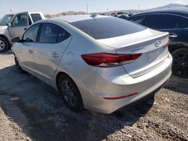 5NPD84LF9JH266364 - 2018 HYUNDAI ELANTRA SE SILVER photo 3