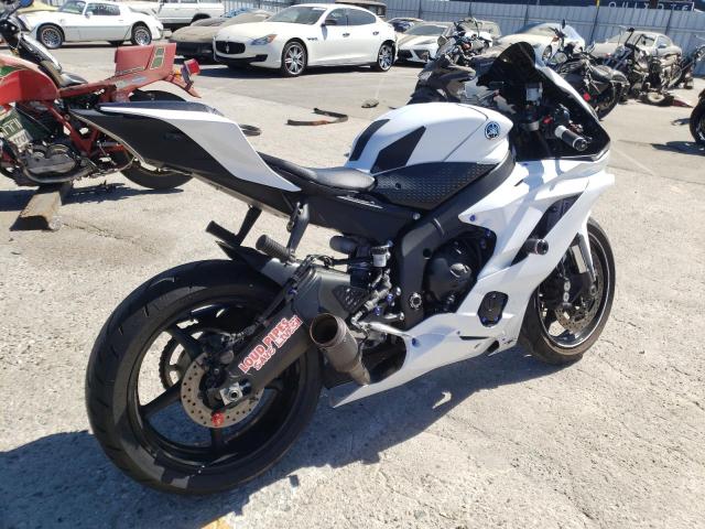 JYARJ28Y2KA002240 - 2019 YAMAHA YZFR6 C WHITE photo 4