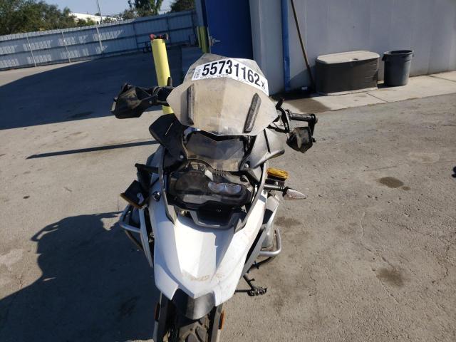 WB10A1109GZ189414 - 2016 BMW R1200 GS SILVER photo 7