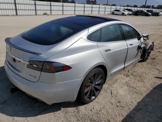 5YJSA1E4XGF168134 - 2016 TESLA MODEL S Gümüş foto 4
