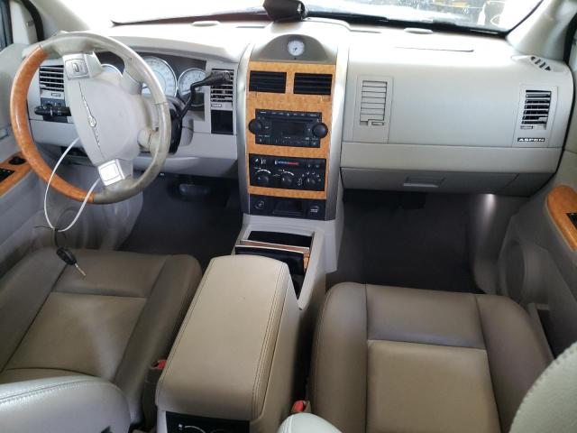 1A8HX582X7F586711 - 2007 CHRYSLER ASPEN LIMI WHITE photo 9