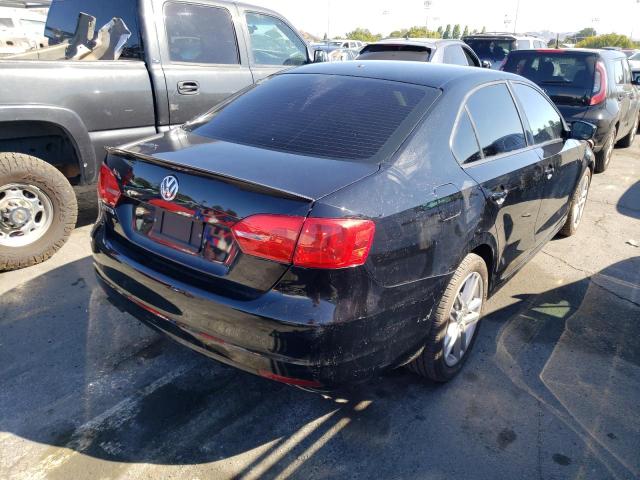 3VW2K7AJ3DM386500 - 2013 VOLKSWAGEN JETTA BASE Սև լուսանկար 4