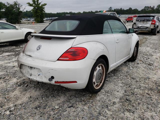 3VW517AT2FM816439 - 2015 VOLKSWAGEN BEETLE 1.8 WHITE photo 4