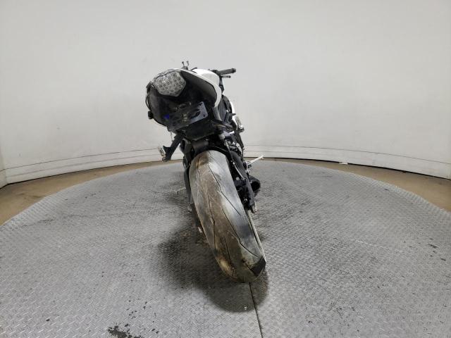 SMTA01YK8GJ734276 - 2016 TRIUMPH MOTORCYCLE DAYTONA 67 WHITE photo 4