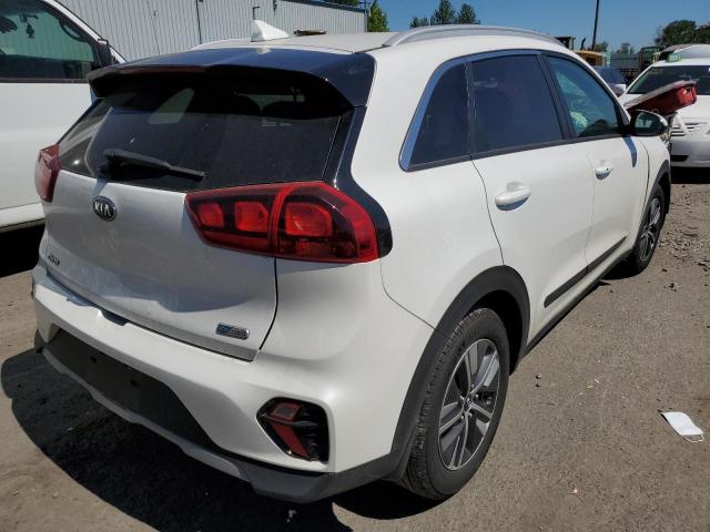 KNDCB3LC9L5392398 - 2020 KIA NIRO LX WHITE photo 4