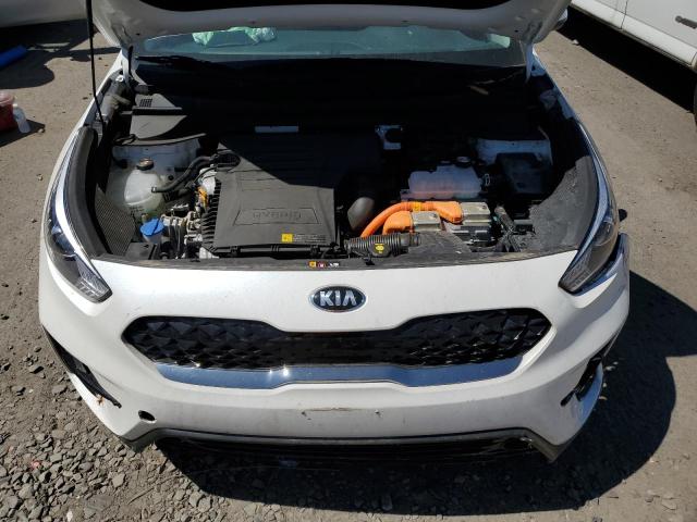 KNDCB3LC9L5392398 - 2020 KIA NIRO LX WHITE photo 7