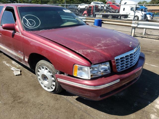 1G6KD54Y1WU752806 - 1998 CADILLAC DEVILLE RED photo 9