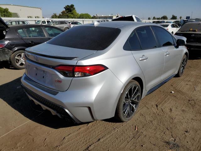 JTDT4MCE1MJ065987 - 2021 TOYOTA COROLLA XS SILVER photo 4