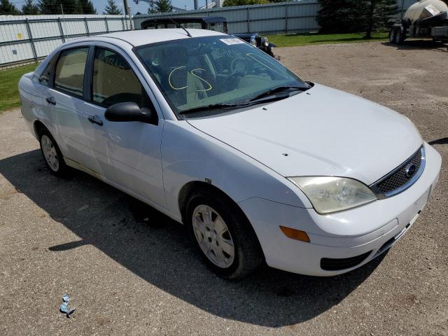 1FAHP34NX7W331008 - 2007 FORD FOCUS ZX4 WHITE photo 1