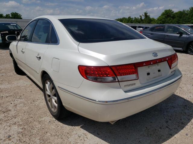 KMHFC46FX7A141680 - 2007 HYUNDAI AZERA SE WHITE photo 3