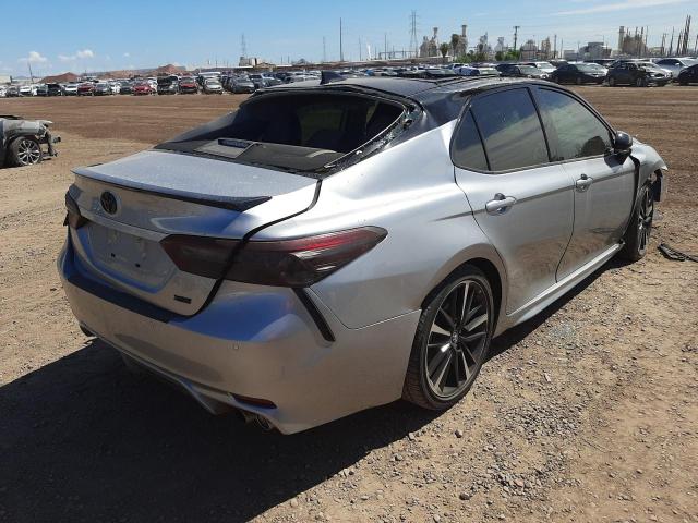 4T1KZ1AK7LU034076 - 2020 TOYOTA CAMRY TRD SILVER photo 4