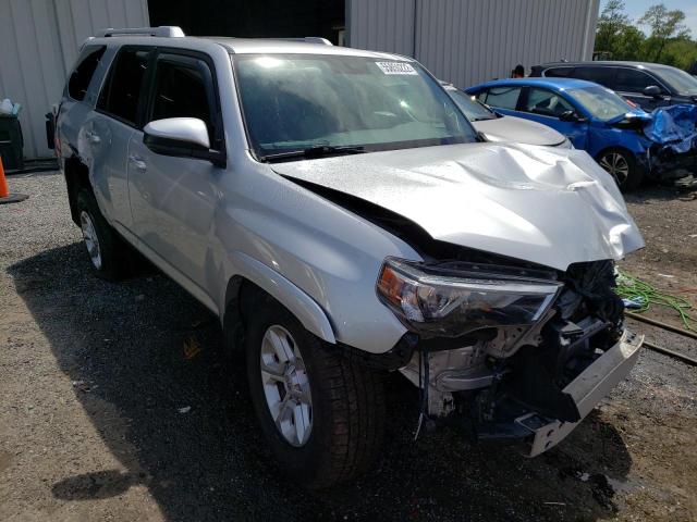 JTEZU5JR0H5162078 - 2017 TOYOTA 4RUNNER SR SILVER photo 1