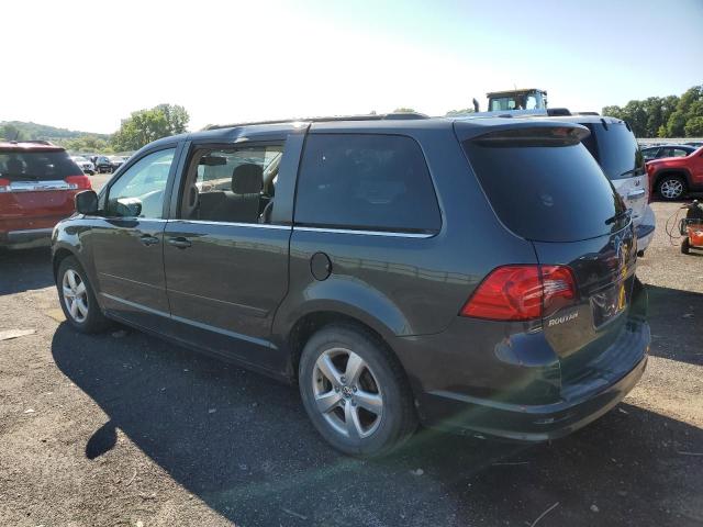 2V4RW3DG0BR669754 - 2011 VOLKSWAGEN ROUTAN SE GRAY photo 3