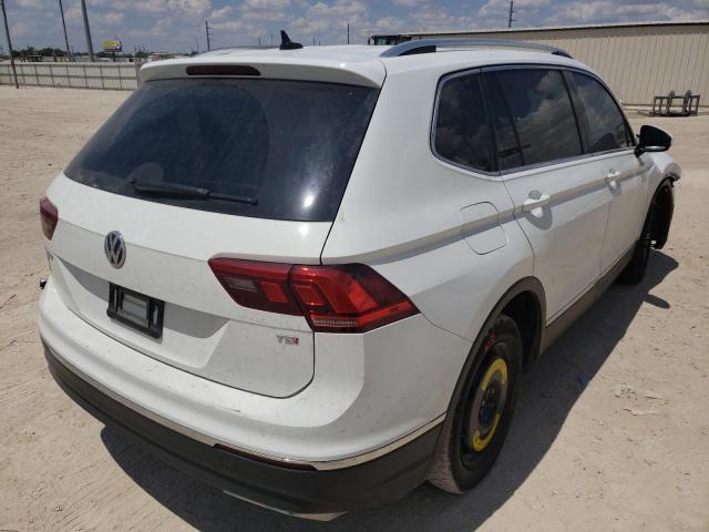 3VV3B7AX4JM084237 - 2018 VOLKSWAGEN TIGUAN SE WHITE photo 4