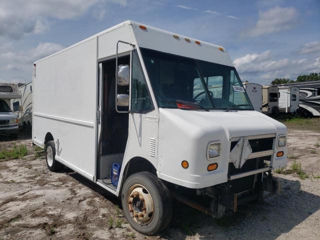 4UZA4FF4XXCA49798 - 1999 FREIGHTLINER CHASSIS M WHITE photo 1