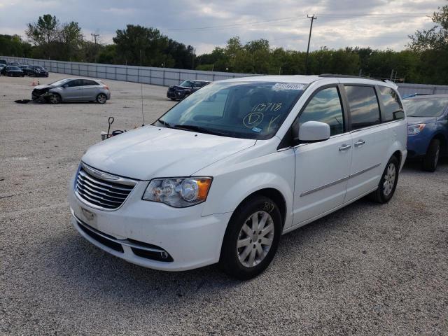 2C4RC1BG8GR129098 - 2016 CHRYSLER TOWN & COU WHITE photo 2