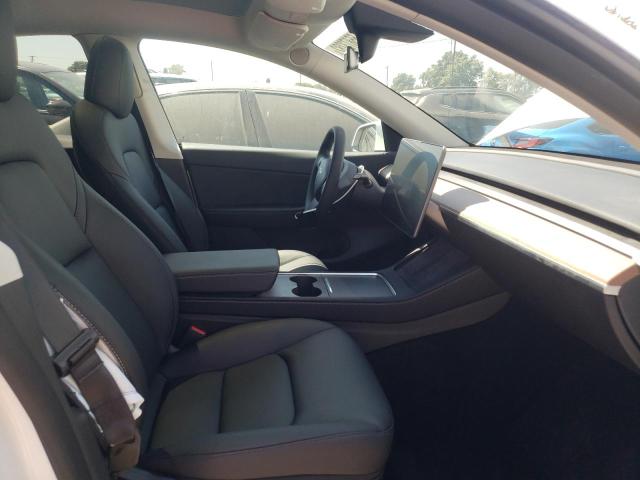 7SAYGDEE5NF353517 - 2022 TESLA MODEL Y Blanc photo 5