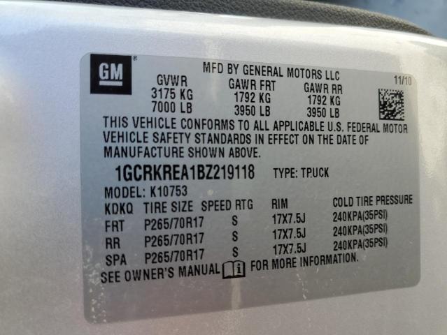 1GCRKREA1BZ219118 - 2011 CHEVROLET 1500 SILVER photo 10