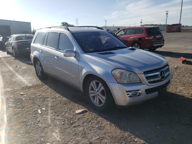 4JGBF71E27A171598 - 2007 MERCEDES-BENZ GL450 SILVER photo 1