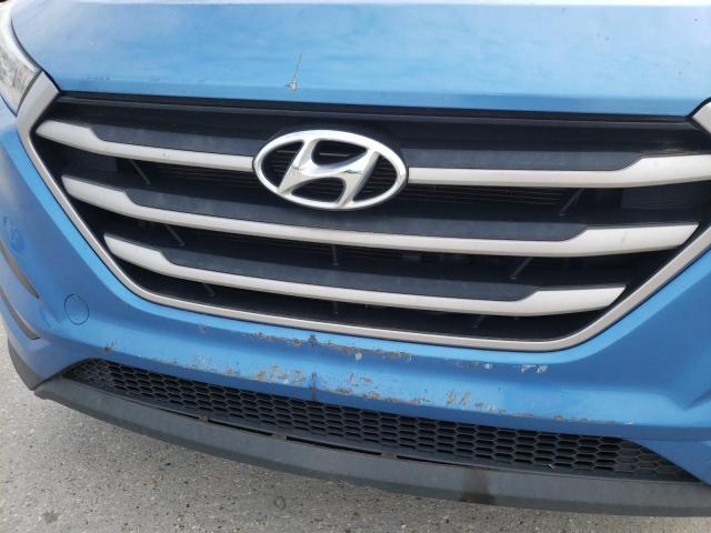 KM8J23A45HU313238 - 2017 HYUNDAI TUCSON SE BLUE photo 9