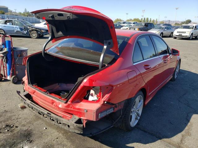 WDDGF4HB0DR266636 - 2013 MERCEDES-BENZ C 250 RED photo 4