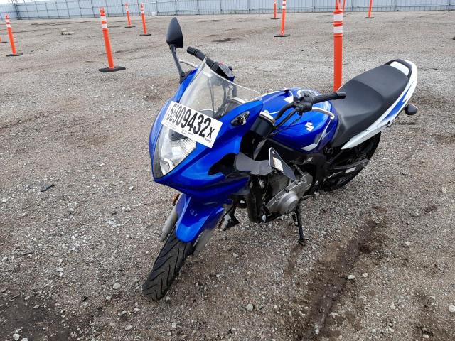 VTTGM51A092100590 - 2009 SUZUKI GS500 TWO TONE photo 2