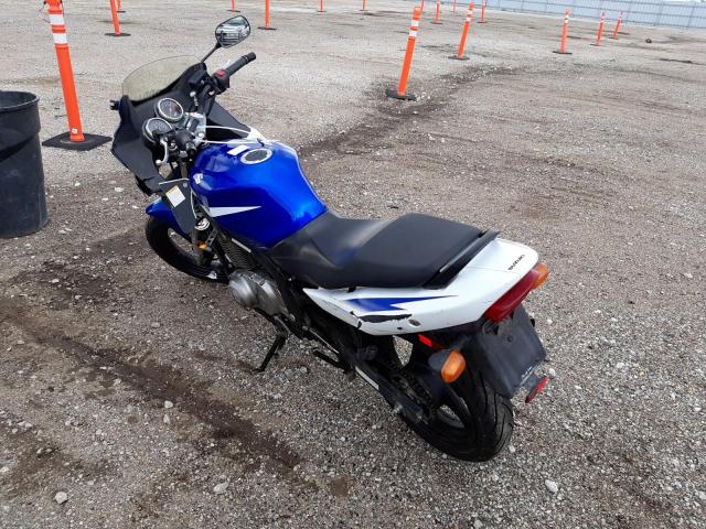 VTTGM51A092100590 - 2009 SUZUKI GS500 TWO TONE photo 3