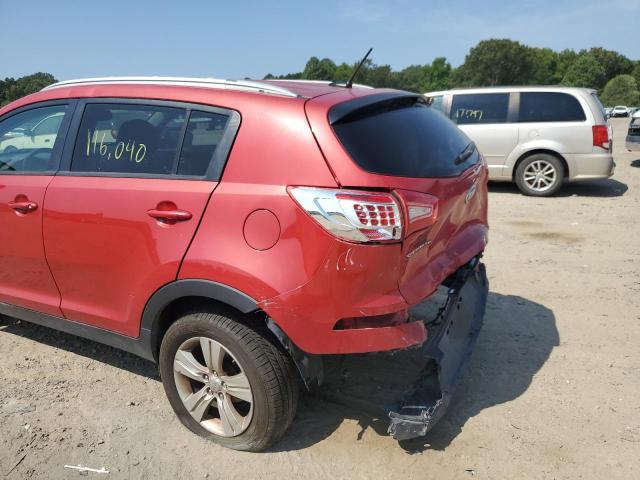 KNDPB3A28C7295385 - 2012 KIA SPORTAGE B RED photo 9