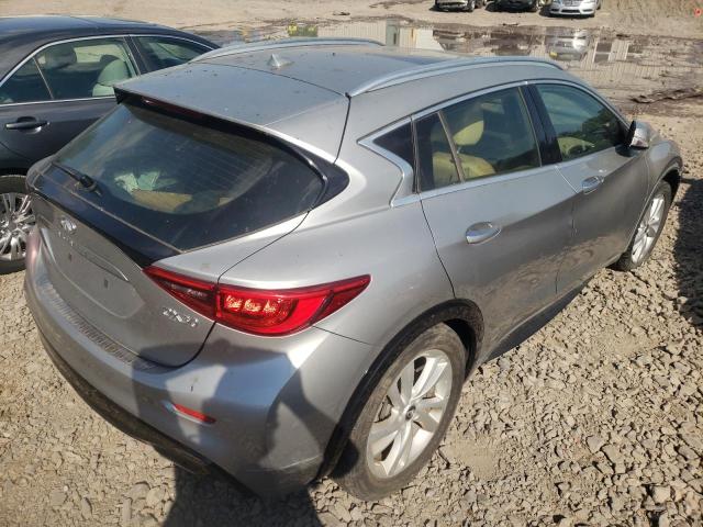 SJKCH5CPXHA021842 - 2017 INFINITI QX30 BASE SILVER photo 4