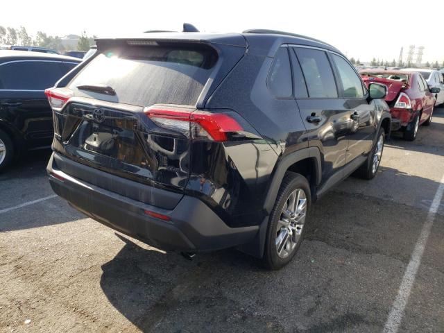 2T3C1RFV8MC139796 - 2021 TOYOTA RAV4 XLE P BLACK photo 4